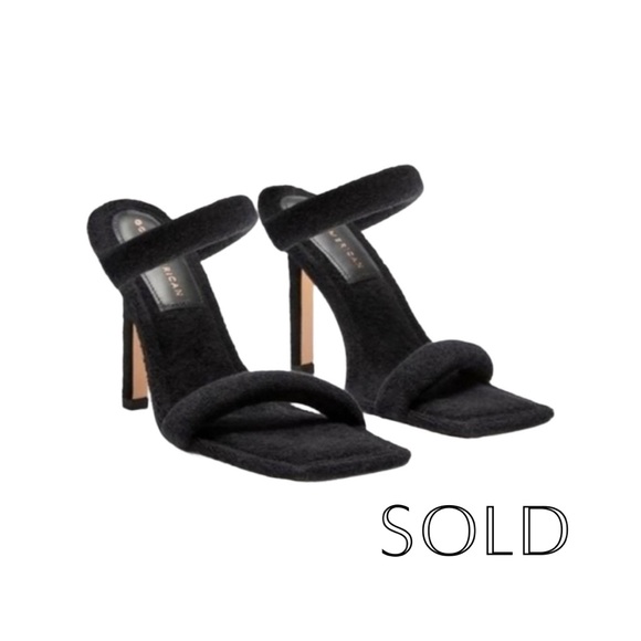 Good American Shoes - black Good American slip on terry cloth heeled sandal | square toe